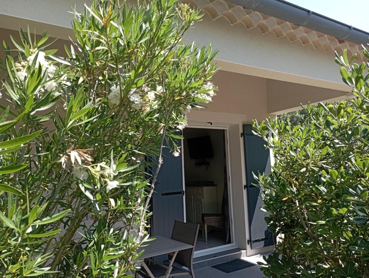Chambres D'Hotes Le Mas De Molines โวกุเว ภายนอก รูปภาพ